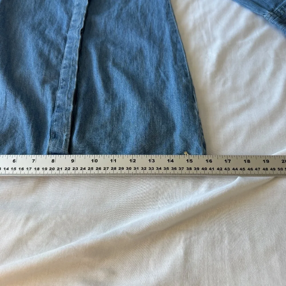 GUESS‎ Girl's 8 Denim Cold Shoulder Button Front Jean Dress Collared Lace Blue - Picture 14 of 15